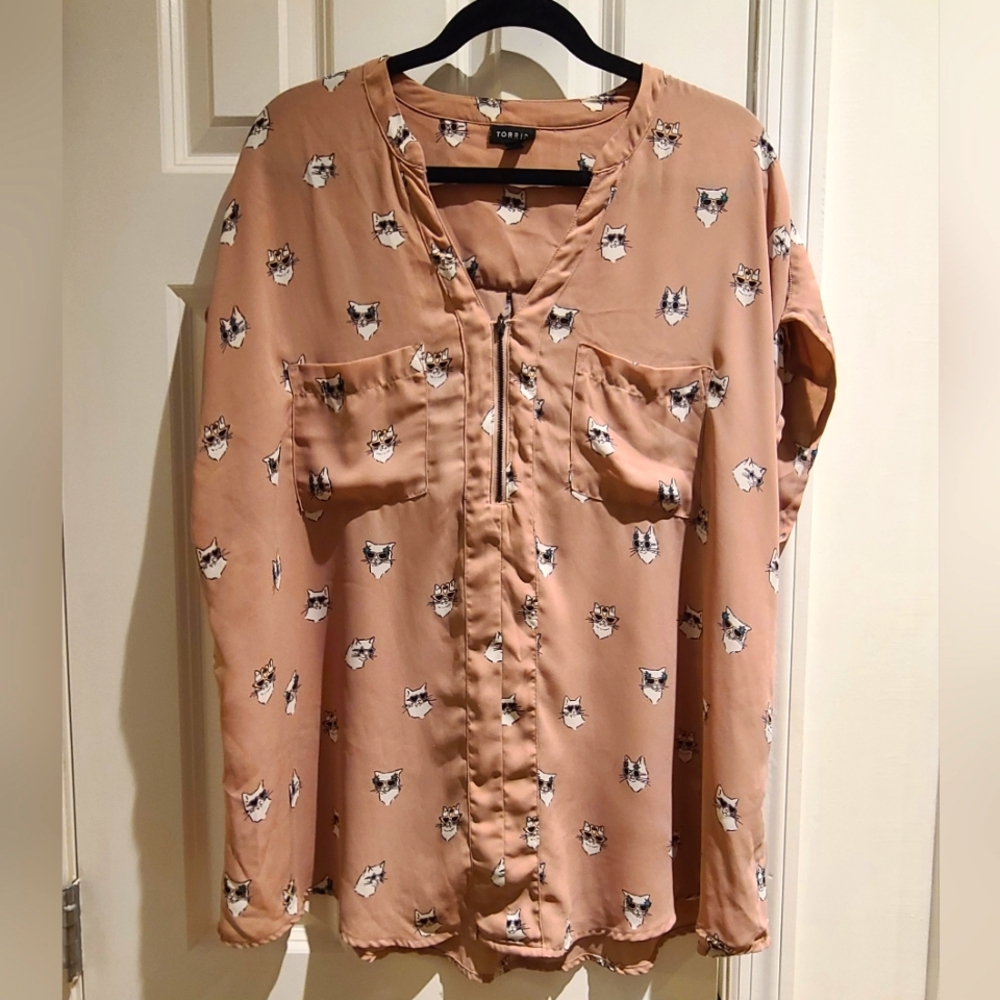 Torrid Sassy Cats Sleeveless Blouse